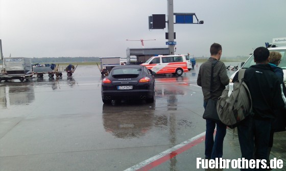 Porsche Panamera Porsche Panamera am Frankfurter Flughafen