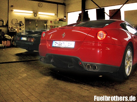 ferrarimeetslotus02 Dieser Hintern!